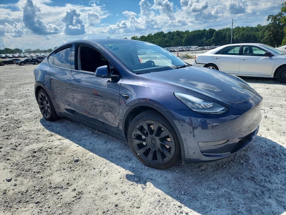 2021 TESLA MODEL Y 4