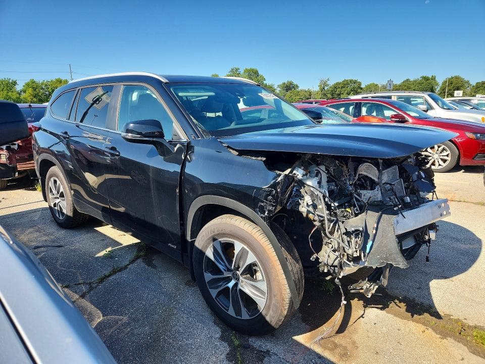 2026 TOYOTA HIGHLANDER HYBRID XLE 4