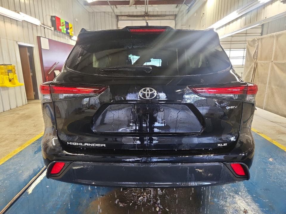 2026 TOYOTA HIGHLANDER HYBRID XLE 6