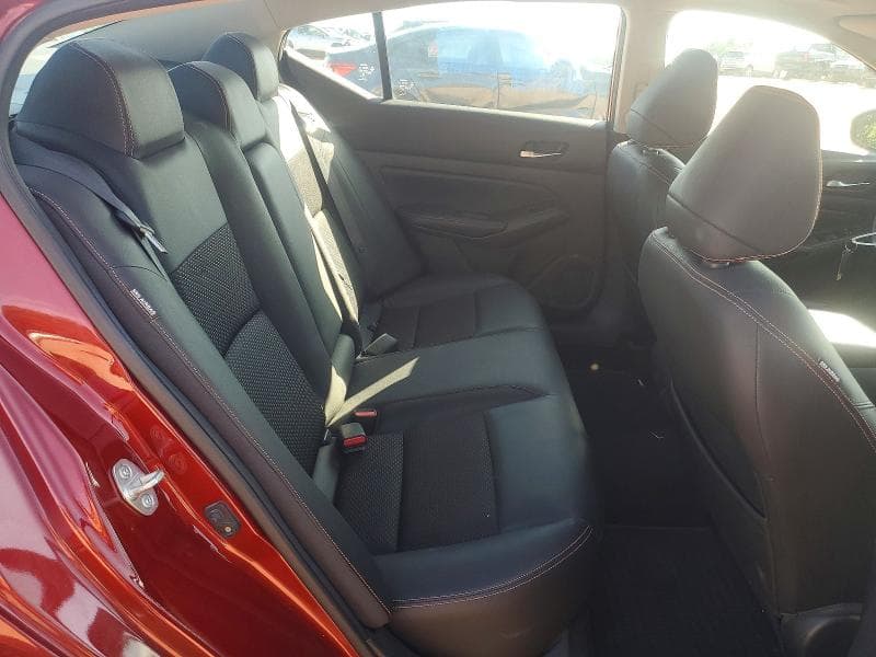 2019 NISSAN ALTIMA SR 10