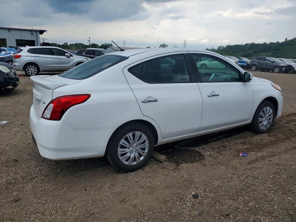 2019 NISSAN VERSA SV 3