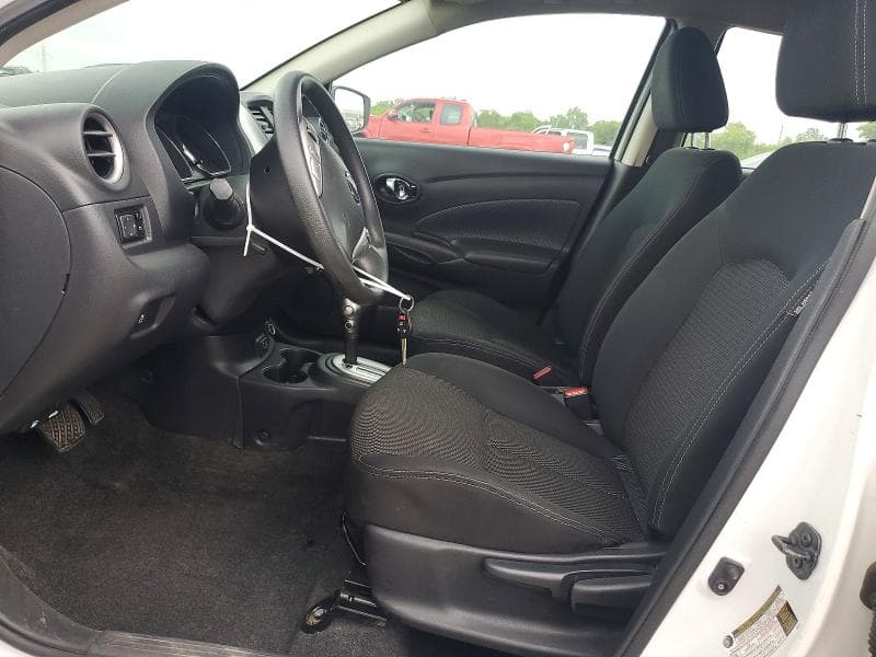 2019 NISSAN VERSA SV 7