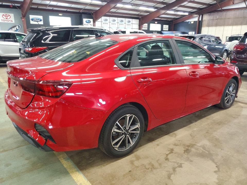 2023 KIA FORTE LXS 3