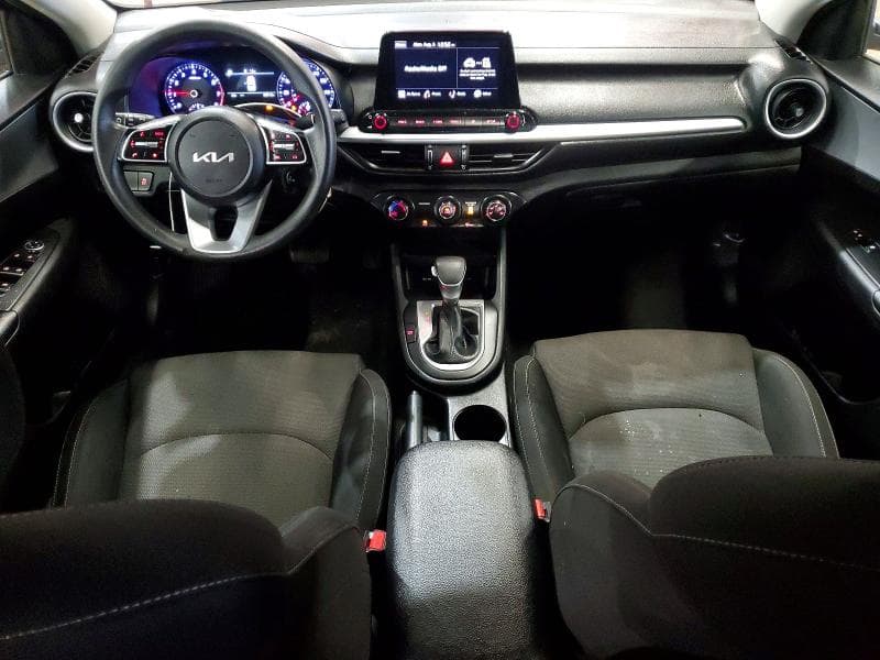 2023 KIA FORTE LXS 8