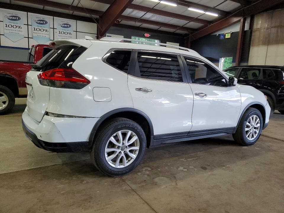 2020 NISSAN ROGUE SV 3