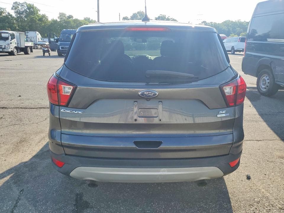 2019 FORD ESCAPE SE 6