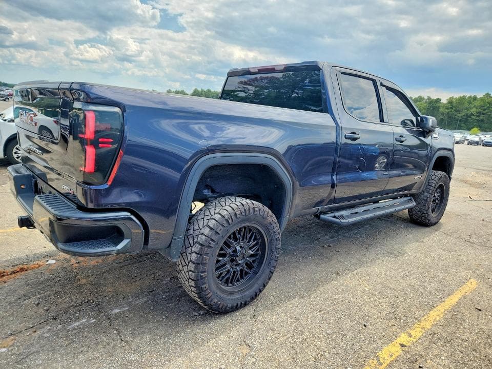 2022 GMC SIERRA K1500 AT4 3