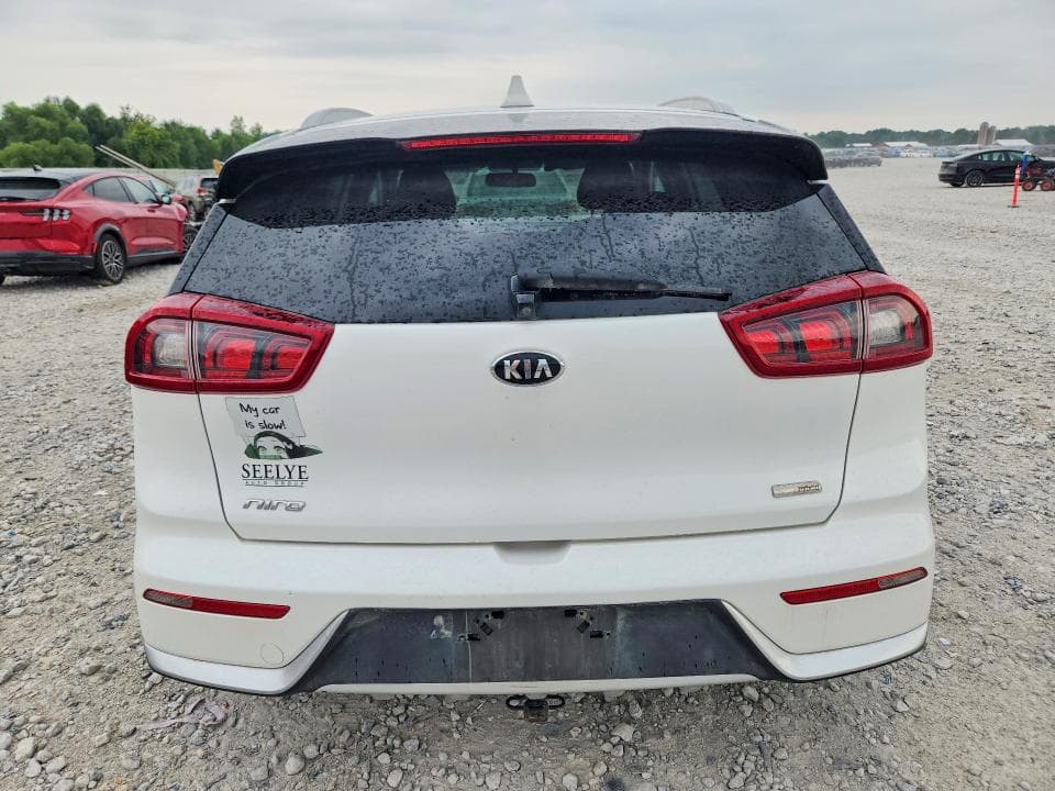2019 KIA NIRO LX 6