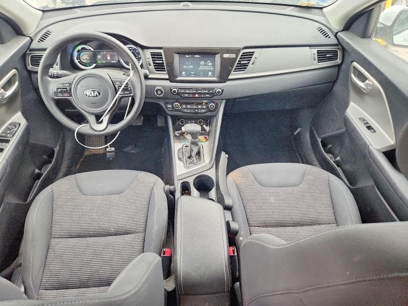 2019 KIA NIRO LX 8