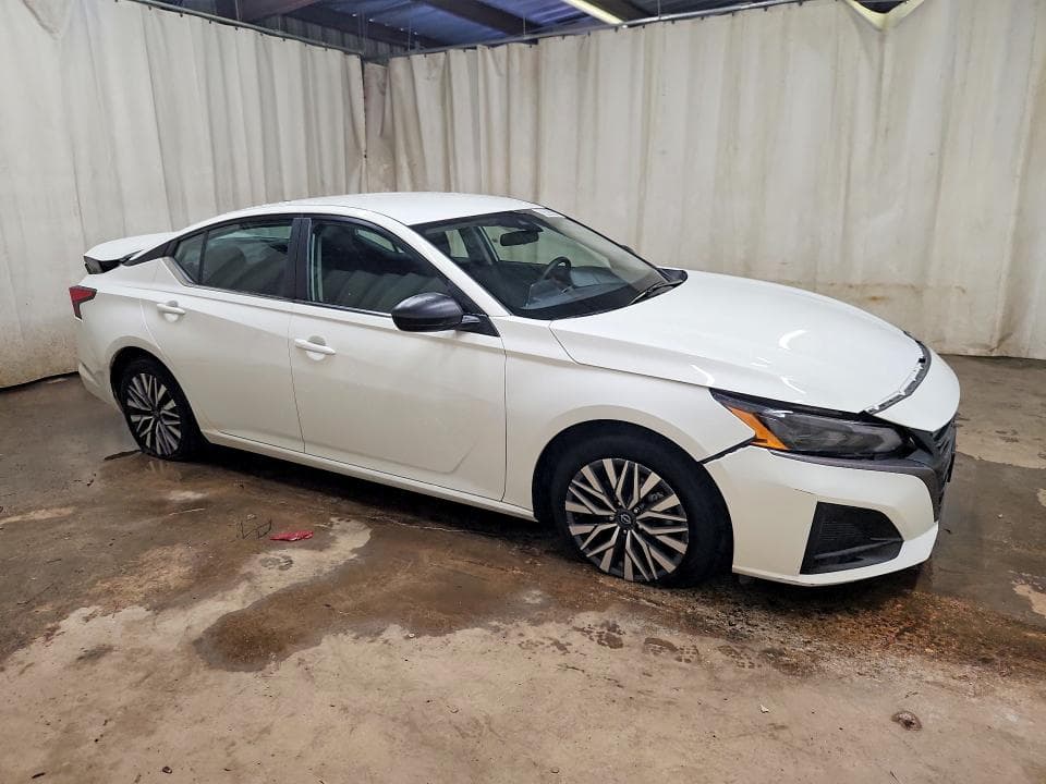 2026 NISSAN ALTIMA SV 4