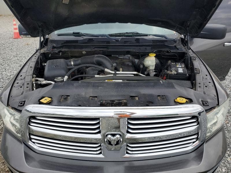 2017 RAM 1500 SLT 11