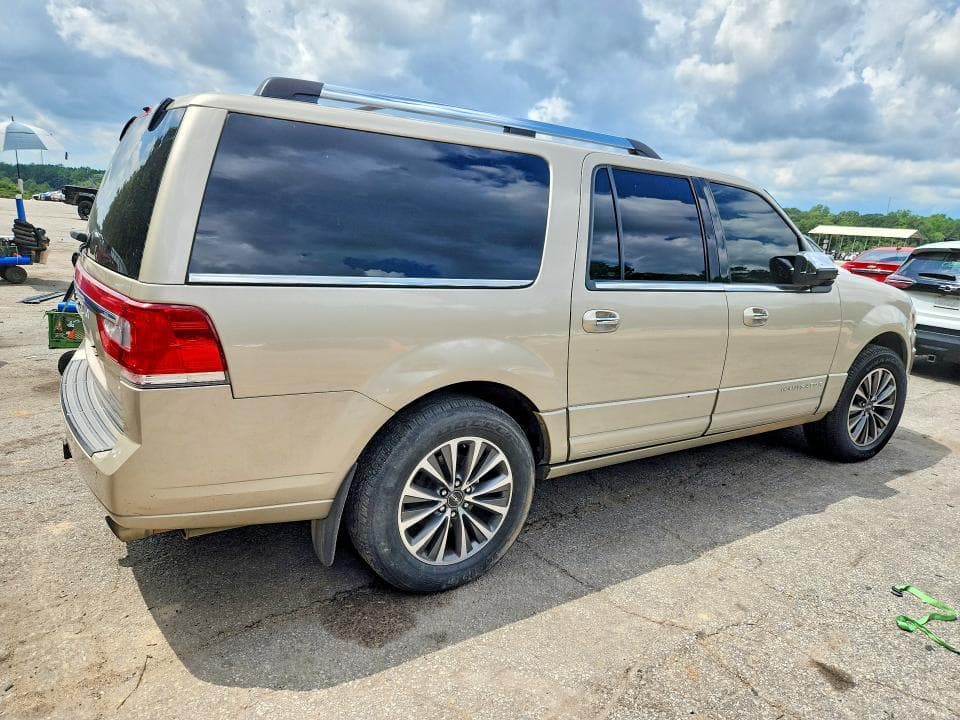 2017 LINCOLN NAVIGATOR L SELECT 3