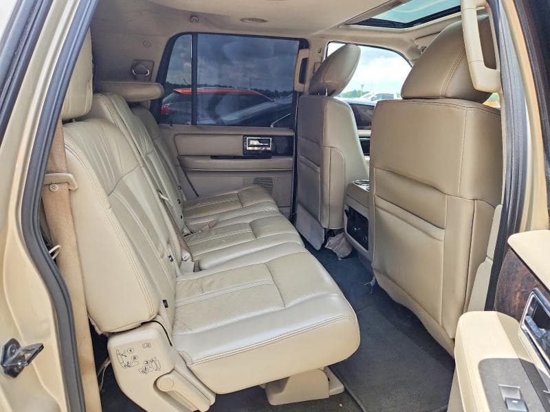 2017 LINCOLN NAVIGATOR L SELECT 10