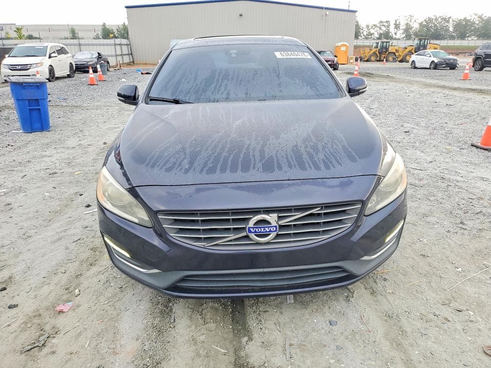 2017 VOLVO V60 T5 5