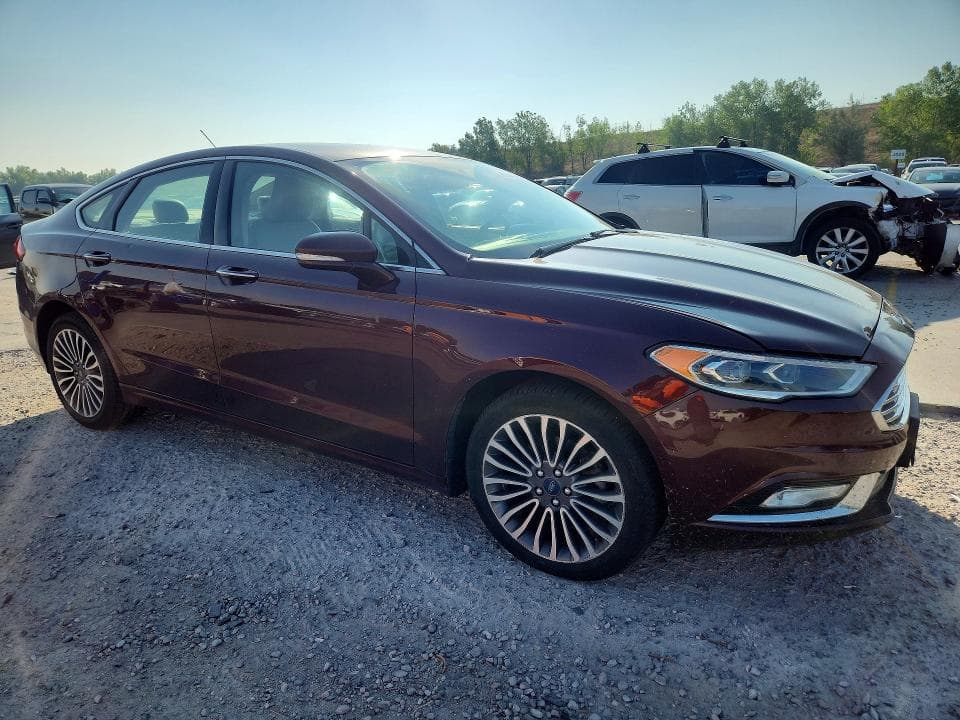 2017 FORD FUSION SE 4