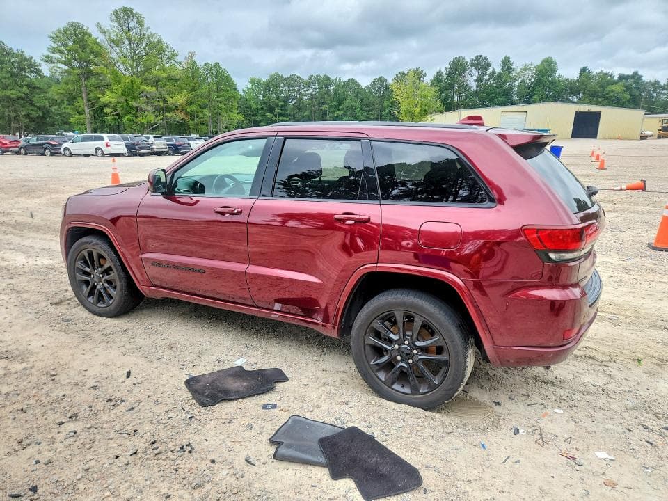 2018 JEEP GRAND CHEROKEE LAREDO 2