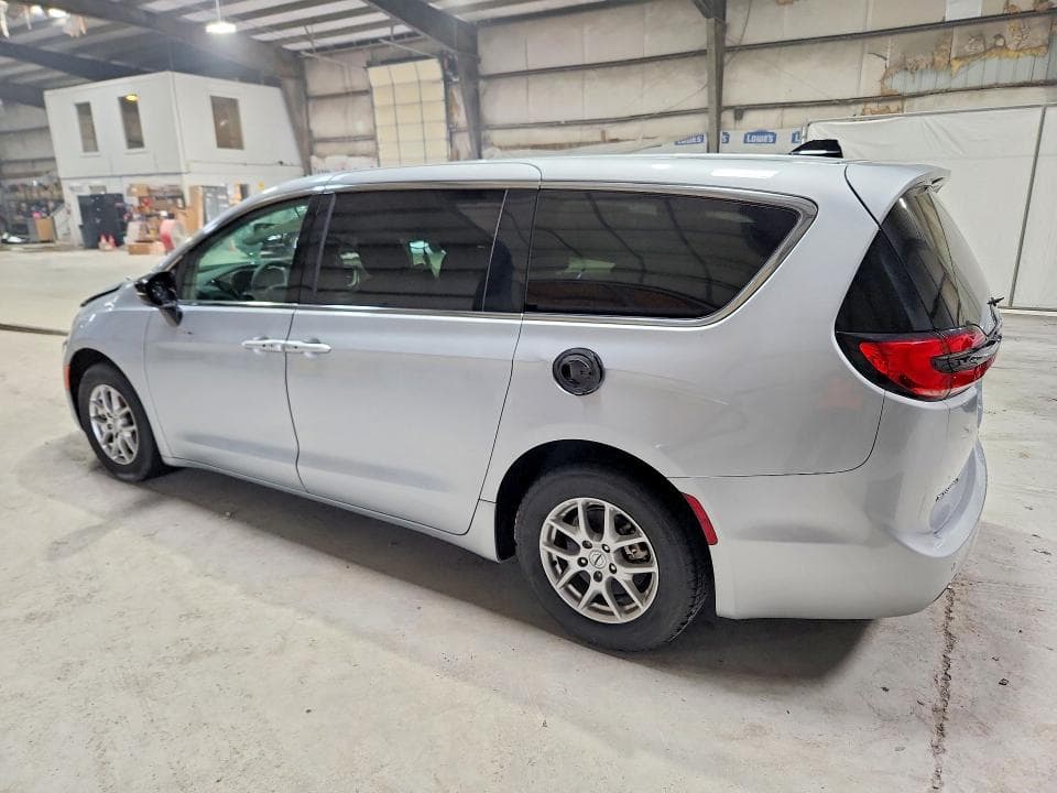 2024 CHRYSLER PACIFICA TOURING L 2