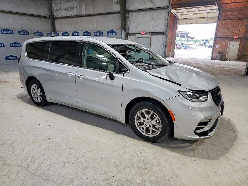 2024 CHRYSLER PACIFICA TOURING L 4