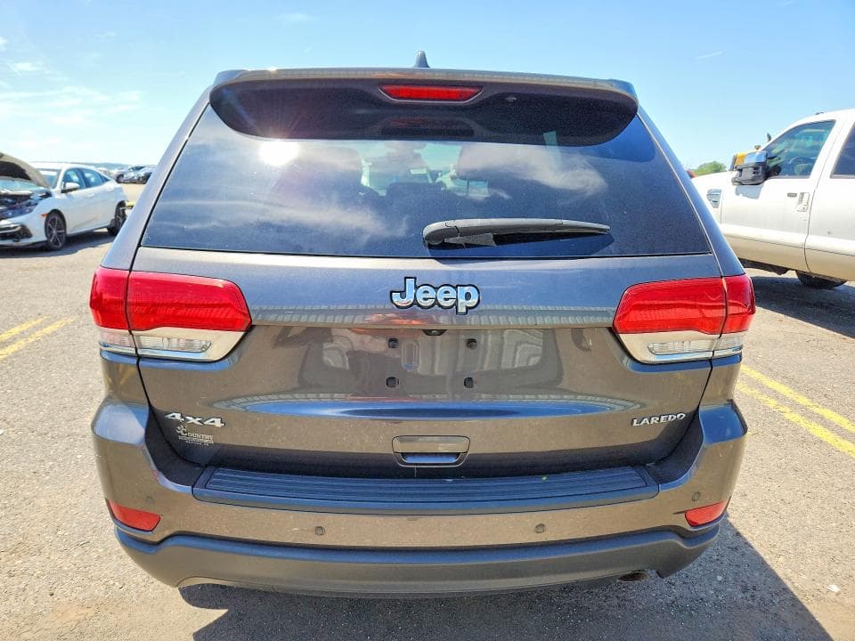 2017 JEEP GRAND CHEROKEE LAREDO 6