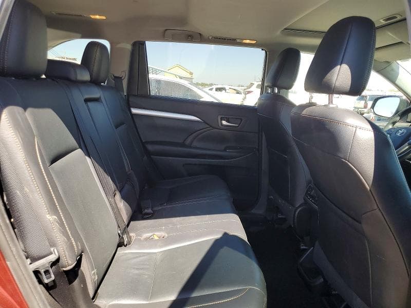 2019 TOYOTA HIGHLANDER HYBRID XLE 11
