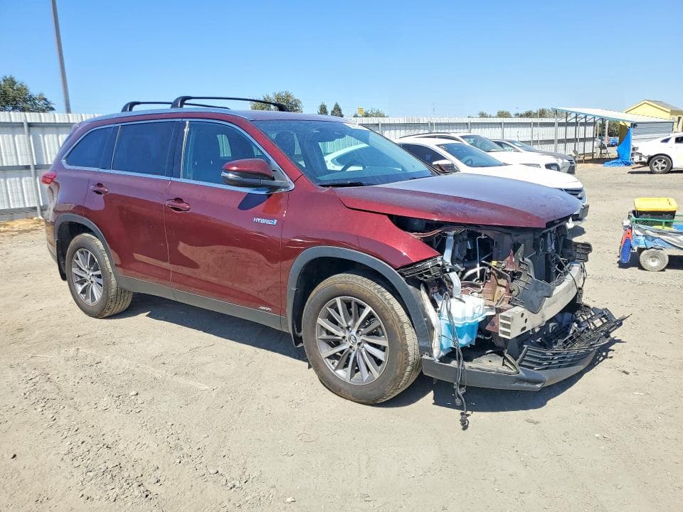 2019 TOYOTA HIGHLANDER HYBRID XLE 4