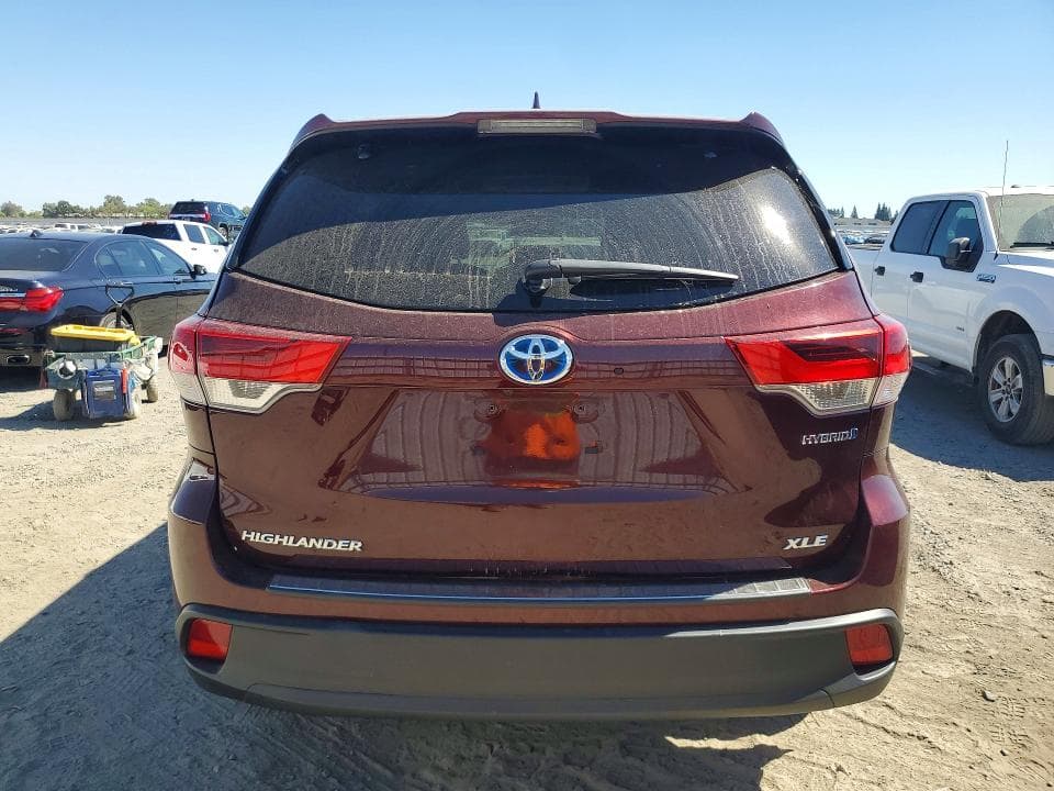 2019 TOYOTA HIGHLANDER HYBRID XLE 6