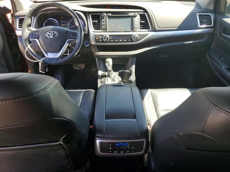 2019 TOYOTA HIGHLANDER HYBRID XLE 8