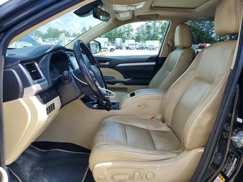 2018 TOYOTA HIGHLANDER XLE 7