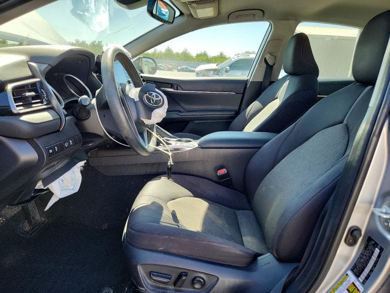 2022 TOYOTA CAMRY LE 7