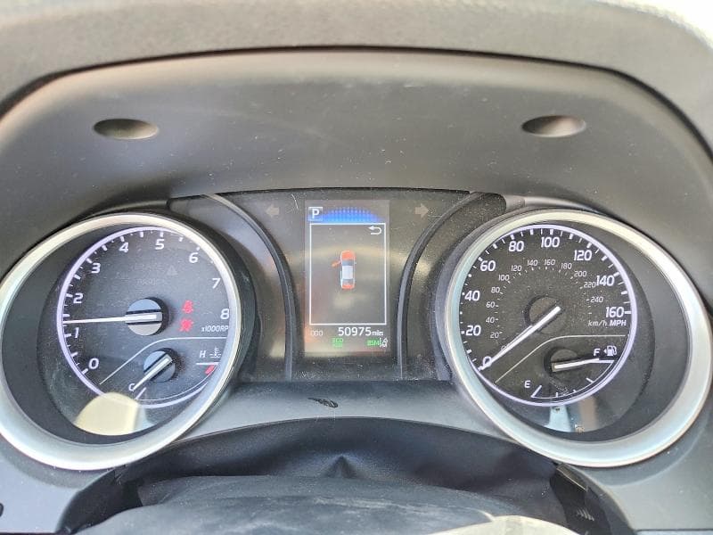 2022 TOYOTA CAMRY LE 9