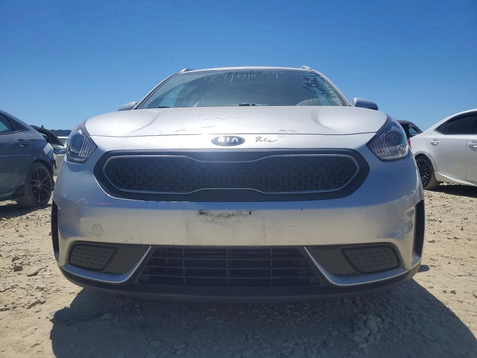 2019 KIA NIRO LX 5