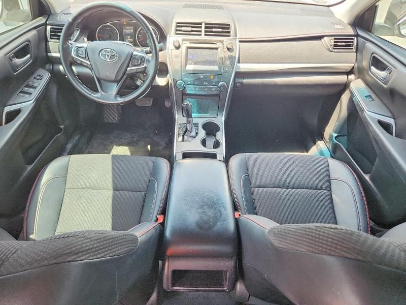 2017 TOYOTA CAMRY SE 8