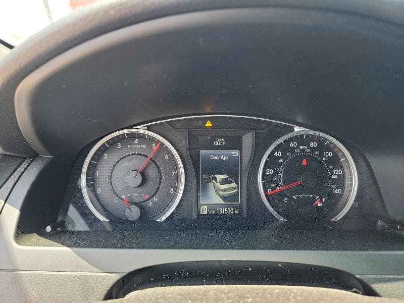 2017 TOYOTA CAMRY SE 9