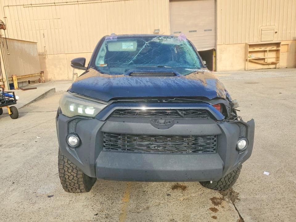 2018 TOYOTA 4RUNNER SR5 PREMIUM 5