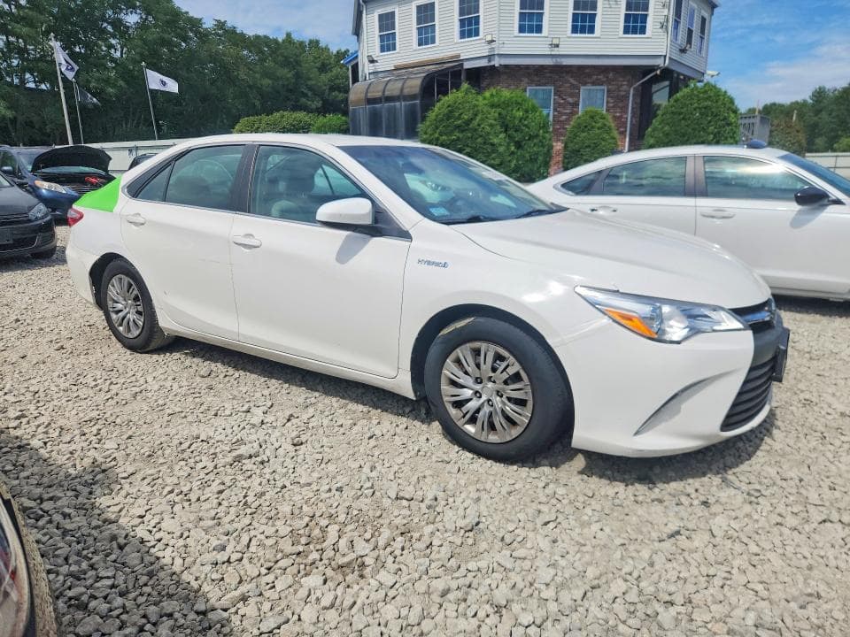 2017 TOYOTA CAMRY HYBRID LE 4