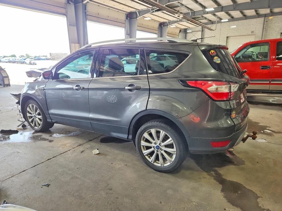 2017 FORD ESCAPE TITANIUM 2