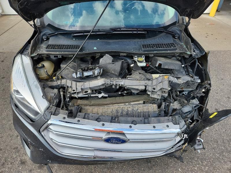2017 FORD ESCAPE TITANIUM 12