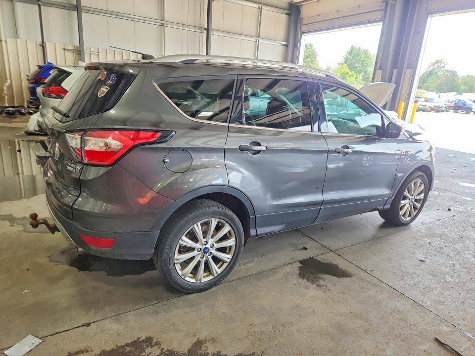 2017 FORD ESCAPE TITANIUM 3