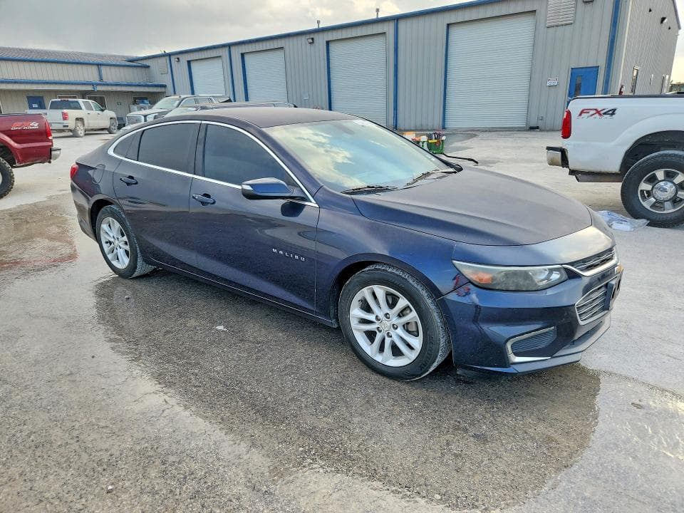 2017 CHEVROLET MALIBU LT 4