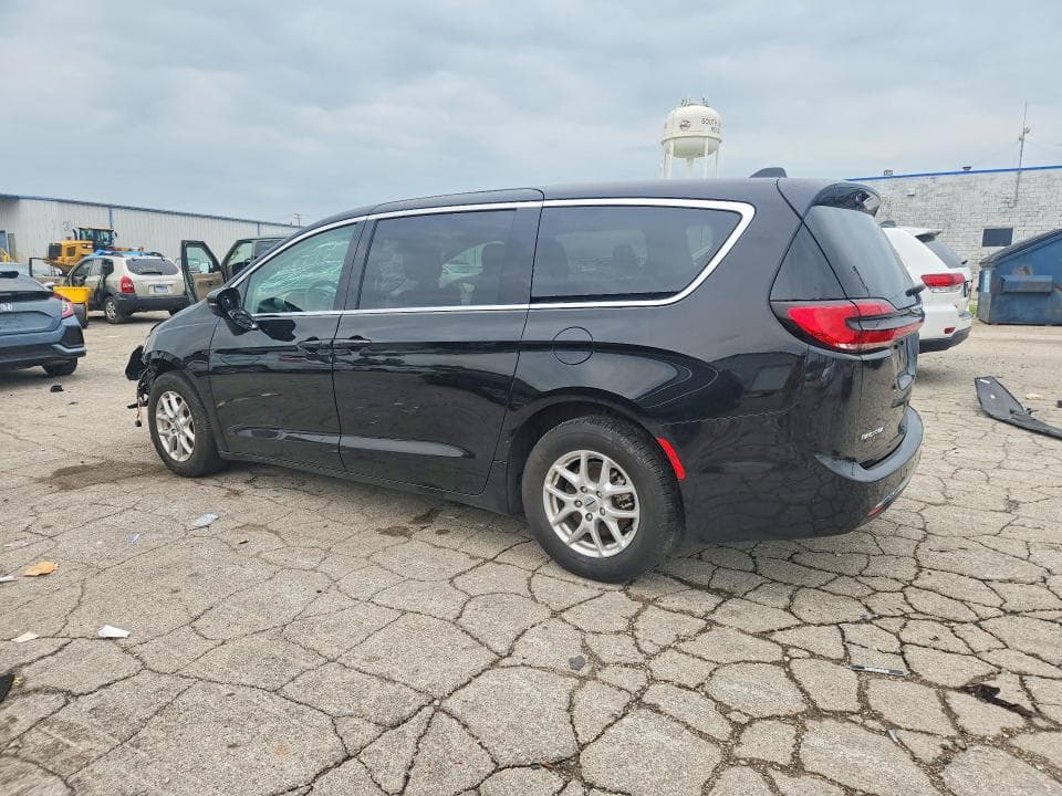 2024 CHRYSLER PACIFICA TOURING L 2
