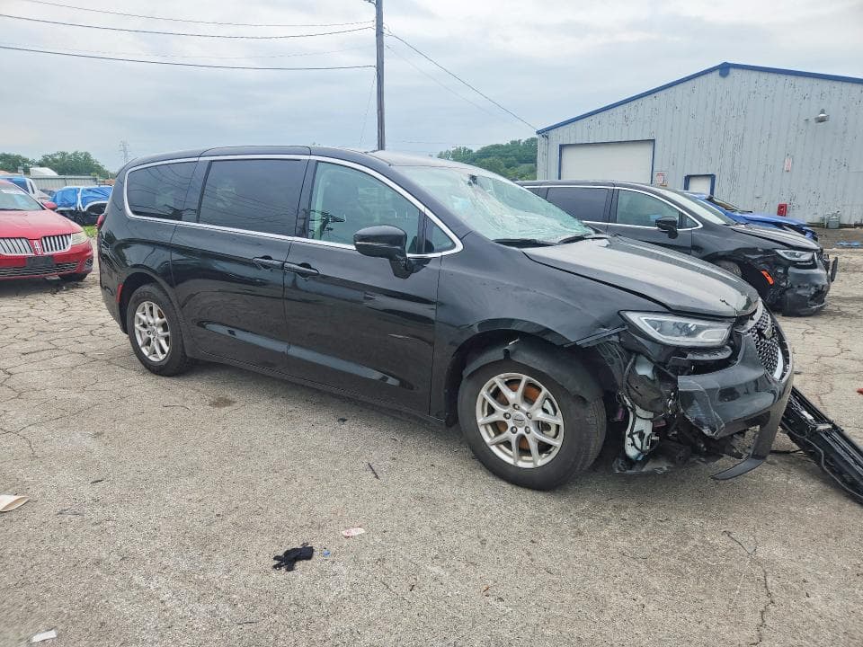 2024 CHRYSLER PACIFICA TOURING L 4
