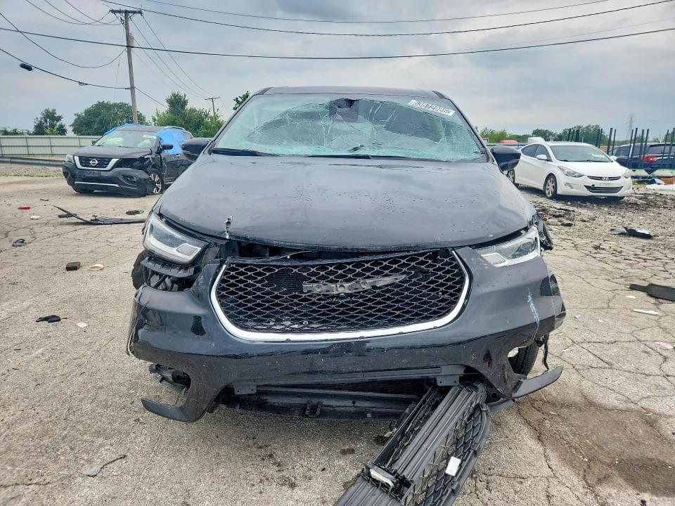2024 CHRYSLER PACIFICA TOURING L 5