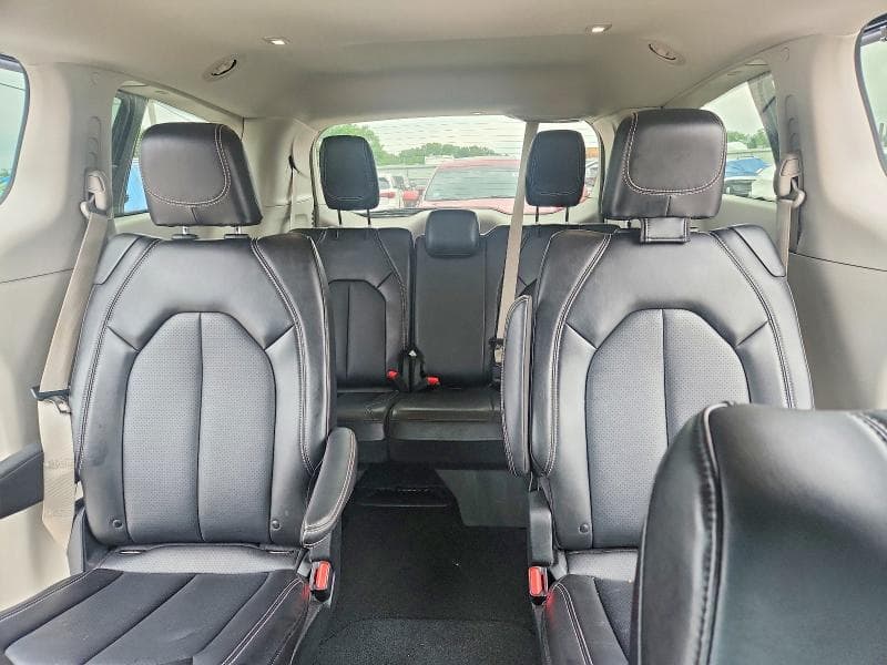 2024 CHRYSLER PACIFICA TOURING L 10