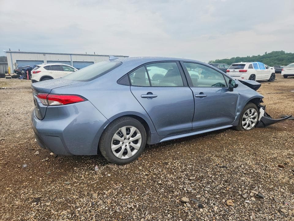 2026 TOYOTA COROLLA LE 3