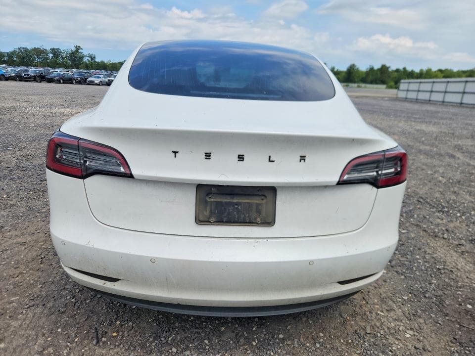 2019 TESLA MODEL 3 6