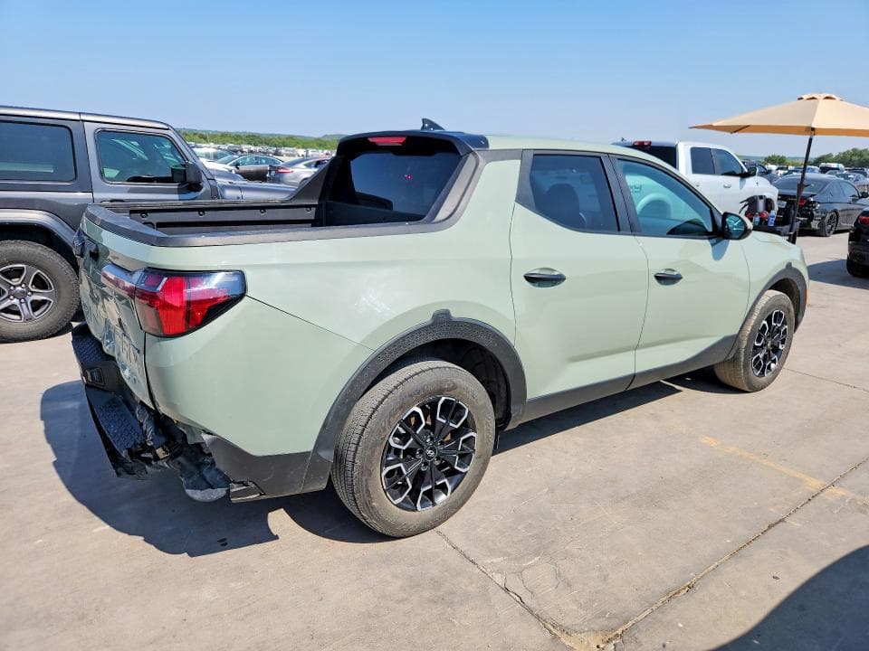 2024 HYUNDAI SANTA CRUZ SE 3