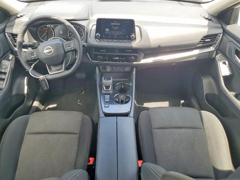 2026 NISSAN ROGUE SV 8