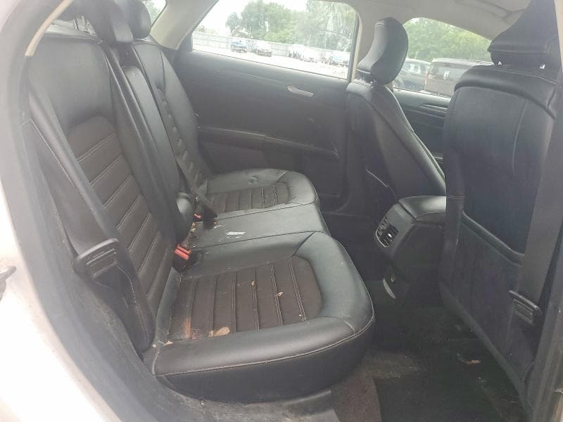 2018 FORD FUSION SE 10