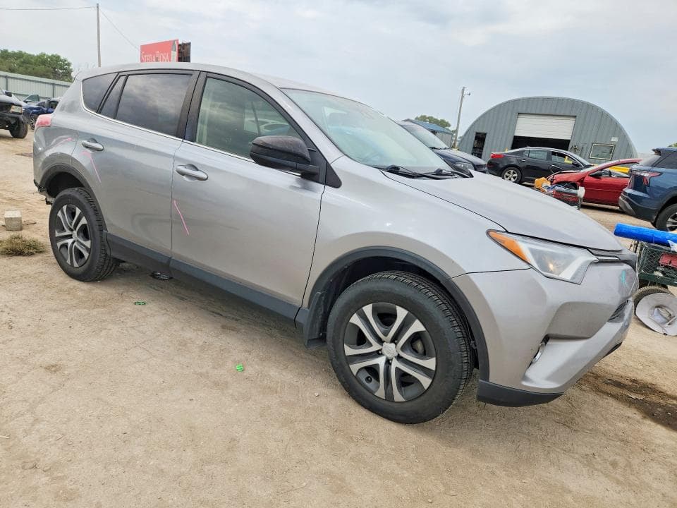 2018 TOYOTA RAV4 LE 4