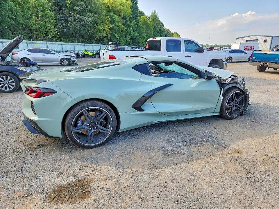 2024 CHEVROLET CORVETTE STINGRAY 2LT 3